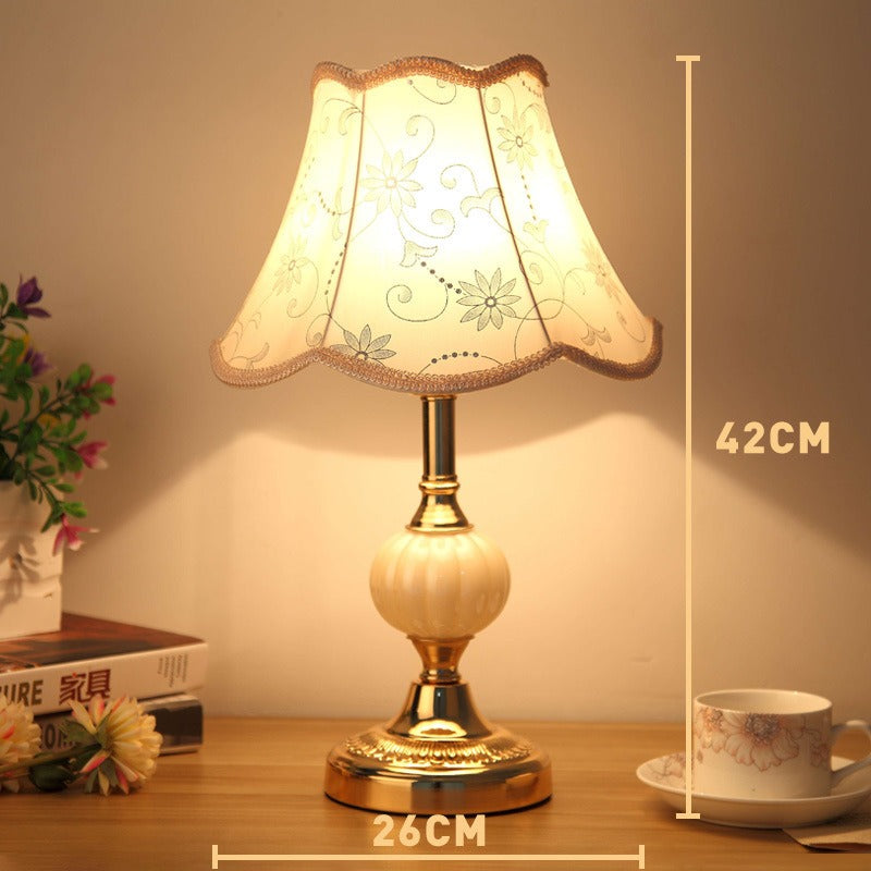 Miyako – Edle Tischlampe aus Glas