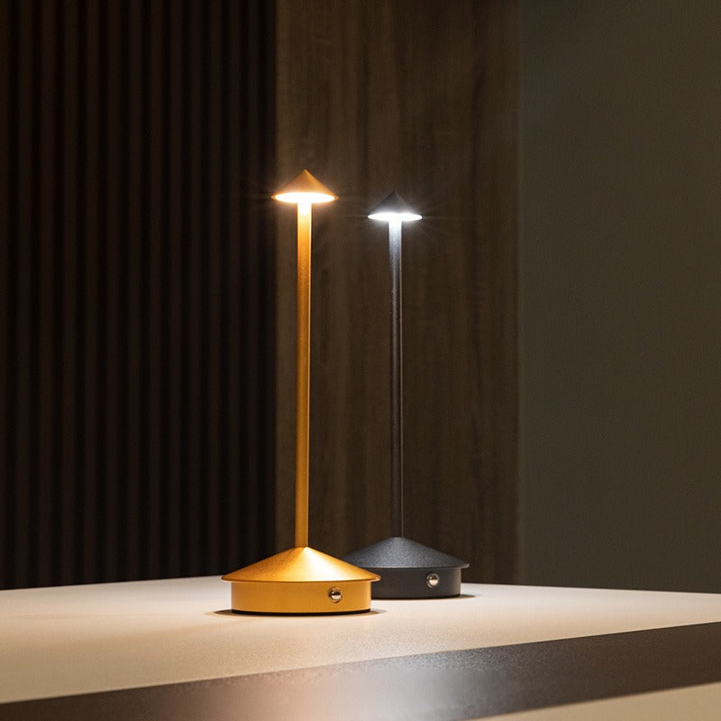 Noelle – Moderne LED Tischleuchte