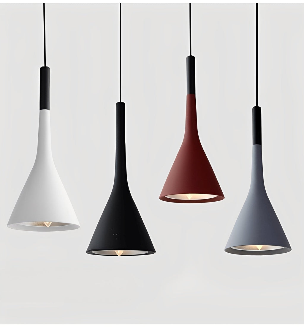 Arashi – Zeitgenössische Hängelampe aus Aluminium mit Horn-Design