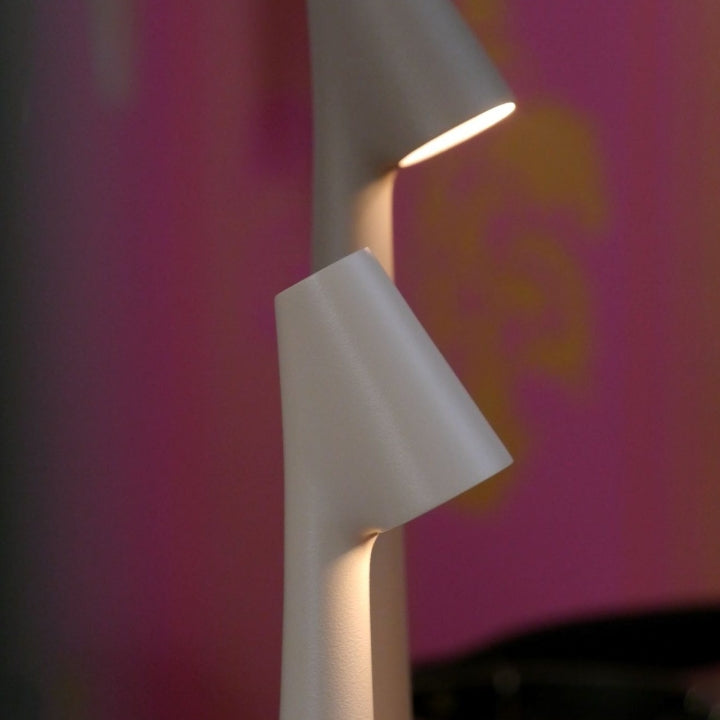 Moderne kleine Tischlampe für Nachttisch