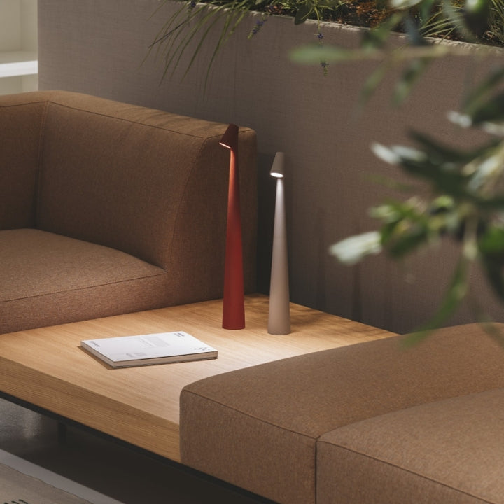 Moderne kleine Tischlampe für Nachttisch