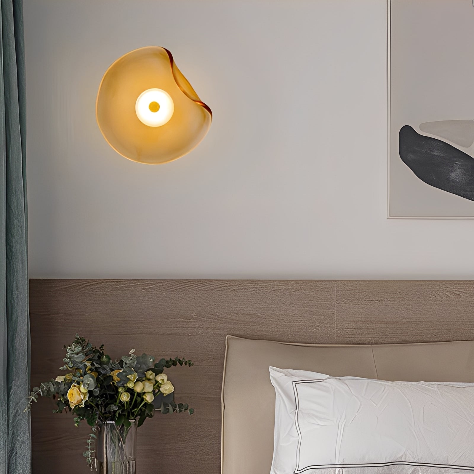 Brise – Glas Wandlampe im modernen Stil
