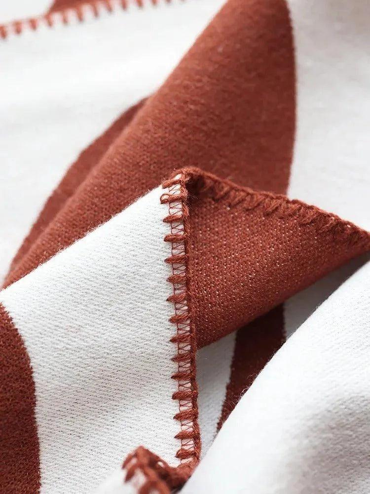 Akemi – Jacquard-Cashmere-Wolldecke