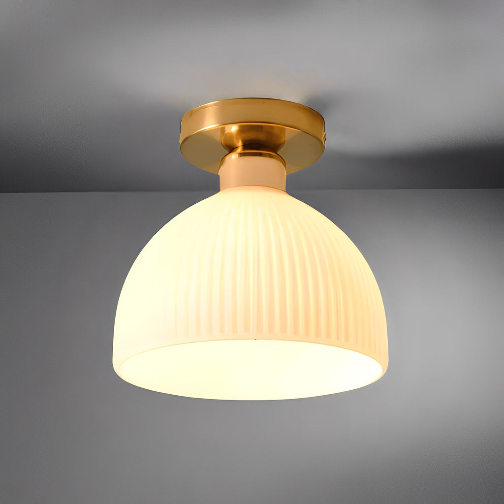 Liora – Moderne Milchglas-Deckenleuchte