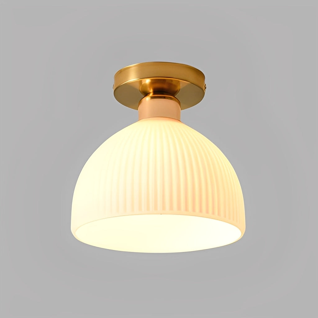 Liora – Moderne Milchglas-Deckenleuchte