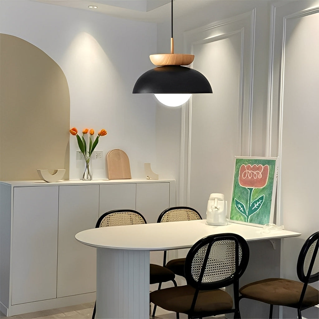 Haru – Moderne Deckenlampe aus Eisen