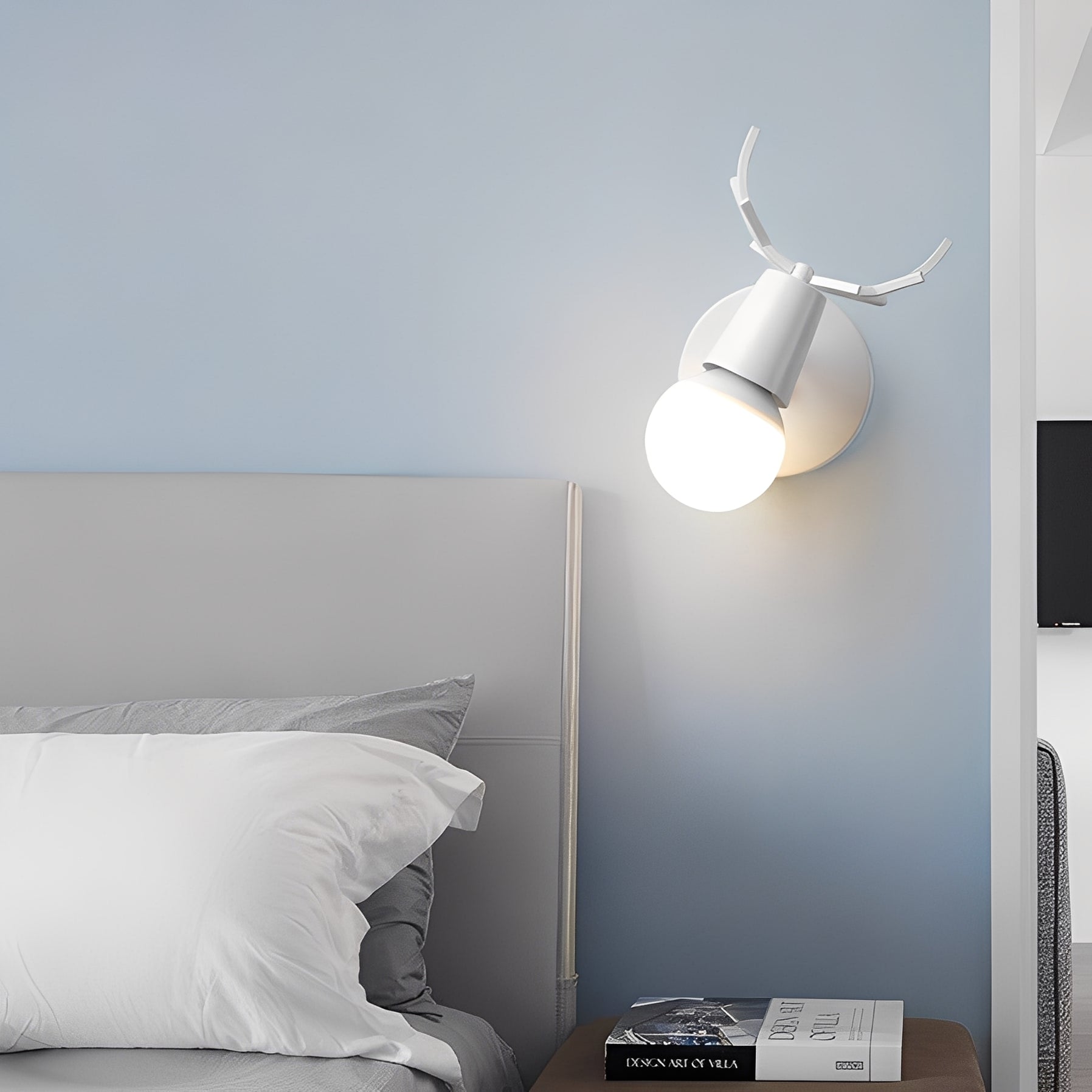 Rodulf – Skandinavische Antler Wandlampe