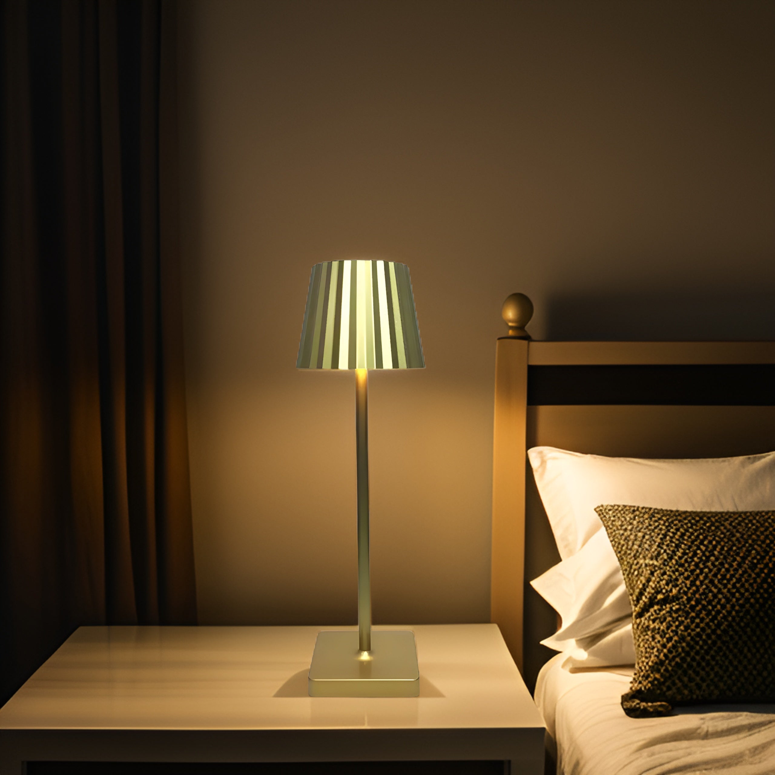 NordicTouch – Dimmbare Tischlampe im skandinavischen Stil