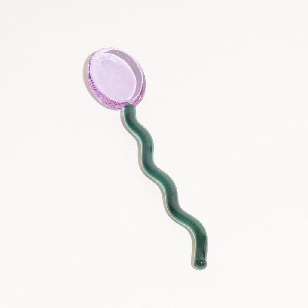 TwistSpoon – Bunter Glaslöffel mit verspieltem Wellenmuster